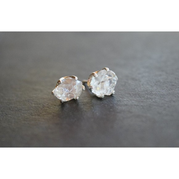 Sterling silver stud earrings, alternative diamond, uncut natural gemsto… - Picture 4 of 5